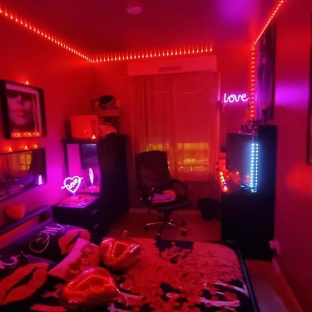 Love Room Sexy Love Cosy Lib Proche Centre Gare A Pied 오네수부아 외부 사진
