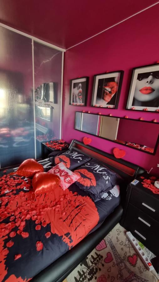 Love Room Sexy Love Cosy Lib Proche Centre Gare A Pied 오네수부아 외부 사진
